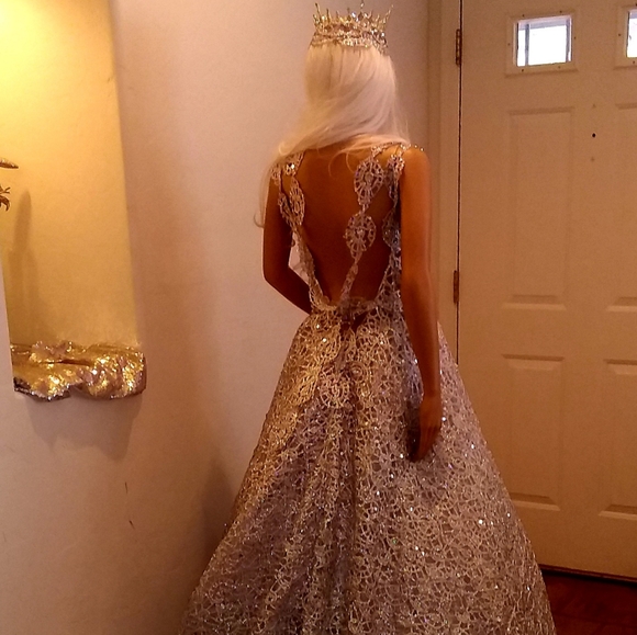 "HEIRESS" Silver Sequin Crystal Lace Wedding Ballgown Set - Picture 3 of 17